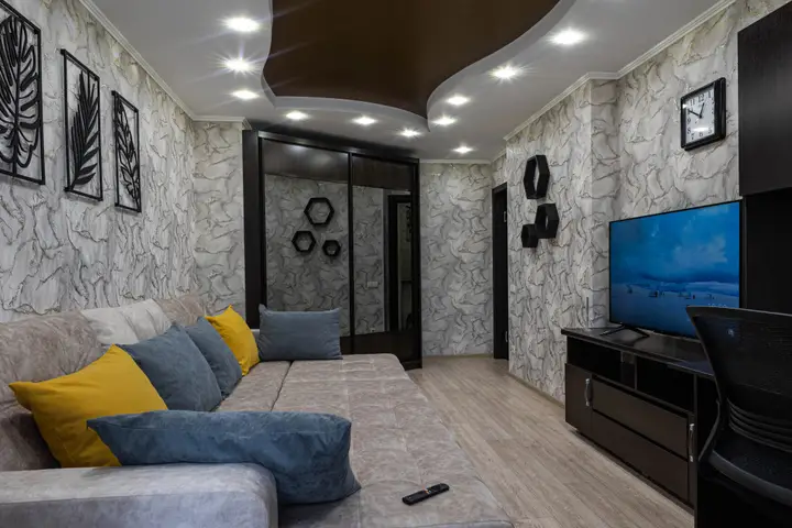 Саратов: Апартаменты Loft Apartment/7A Alekseevskaya