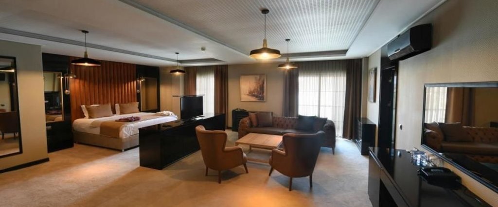 Балыкесир: Balikesir Ogretmenevi