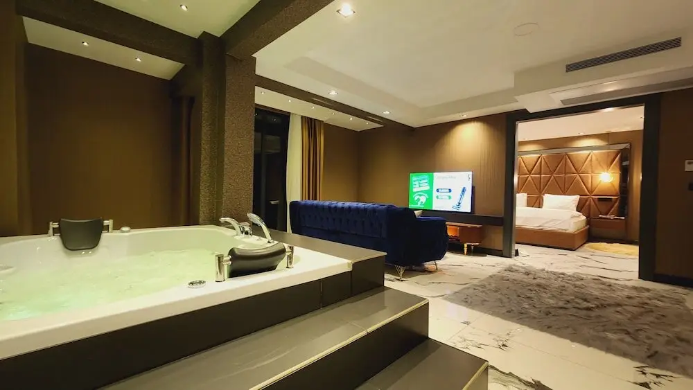 Буланджак: Ayatoure Hotel