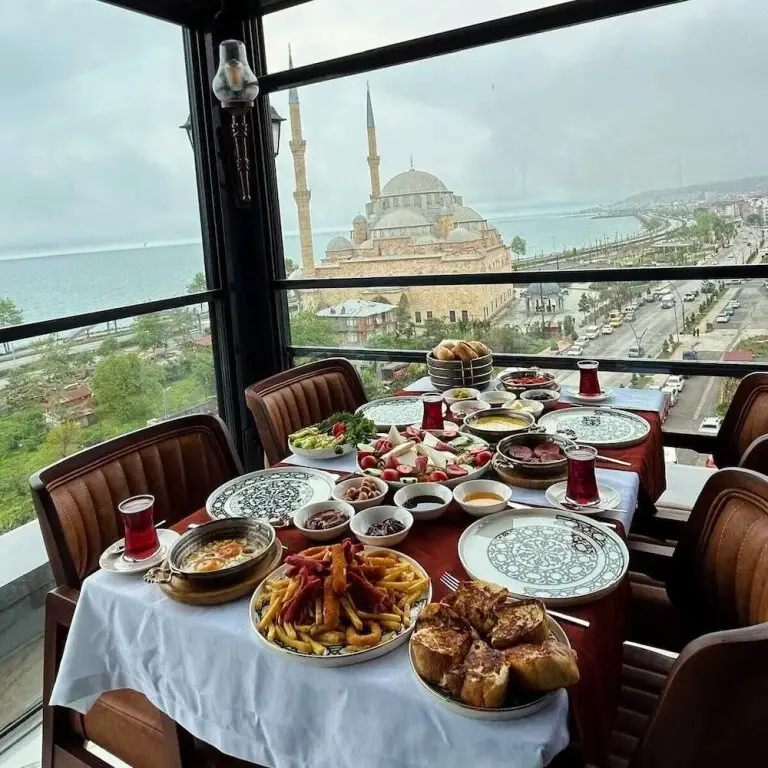 Буланджак: Ayatoure Hotel