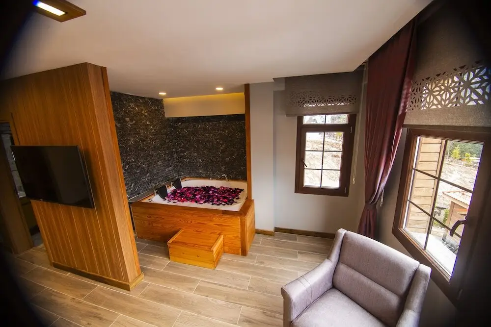 Чамлыхемшин: Kervansaray Deluxe Hotel