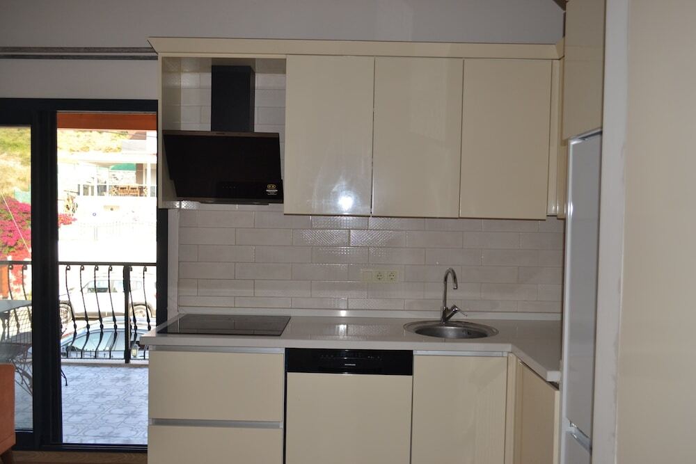 Чешме: Aymesev Residence Cesme