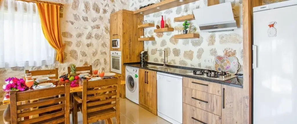 Исламлар: Villa Sakiz