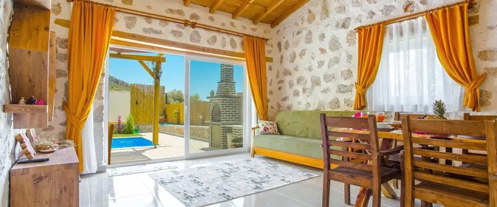 Исламлар: Villa Sakiz