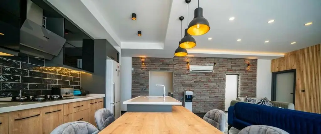 Исламлар: Villa Anıt