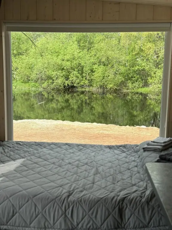 Медвежьегорск: Частный дом Glamping by river