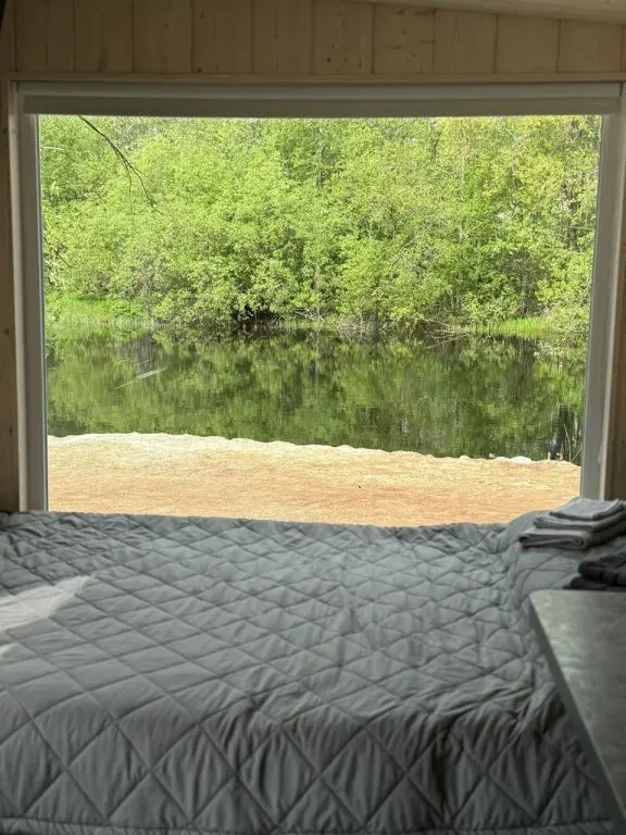 Медвежьегорск: Частный дом Glamping by river