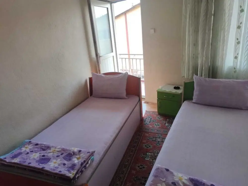 Гюнейюрт: Güneyyurt Otel