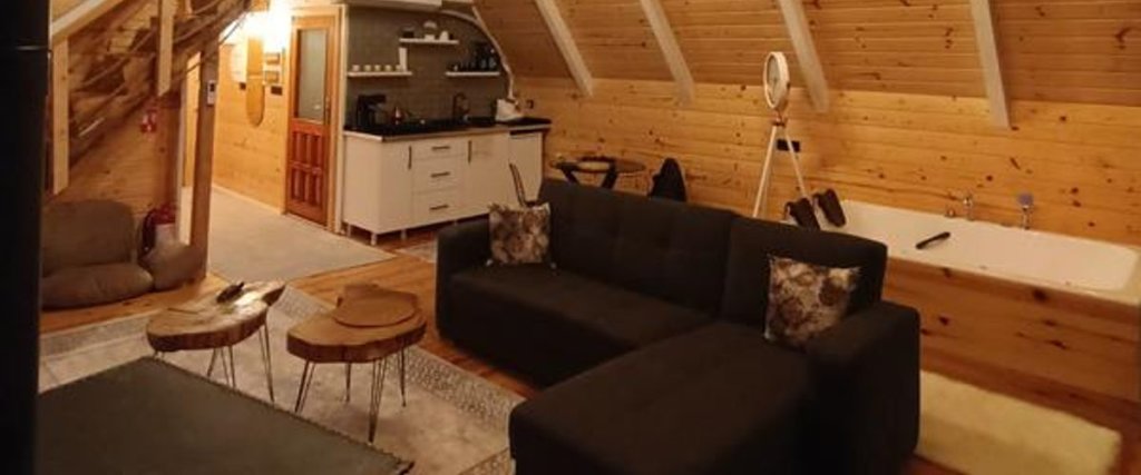 Армутлу: Leroz Bungalov