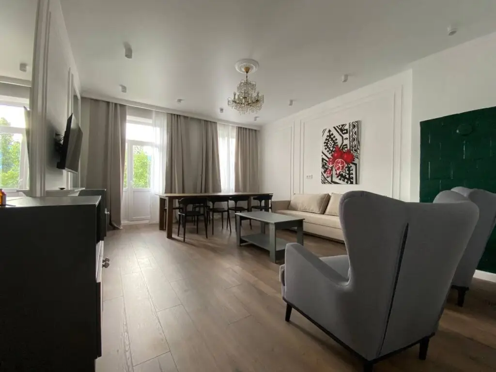 Черняховск: Апартаменты Baltic Apart у башни