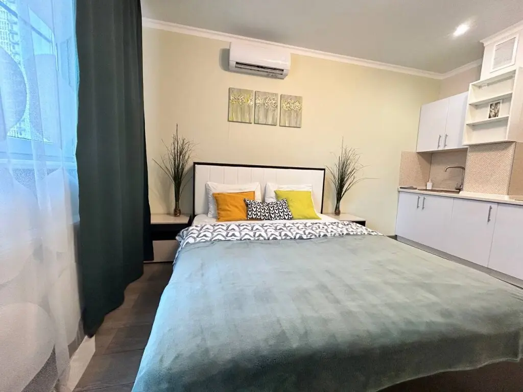 Ростов-на-Дону: Апартаменты Smile Apartments в ЖК West Side