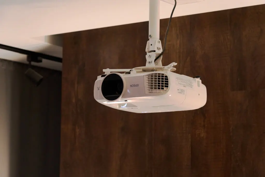 Казань: Апартаменты в Центре с Проектором, Компьютером и PS5