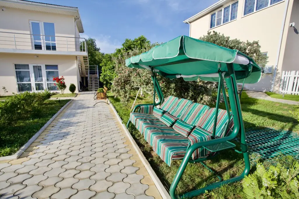 Гудаута: Отель «FAMILY RESORT BAMBORA»