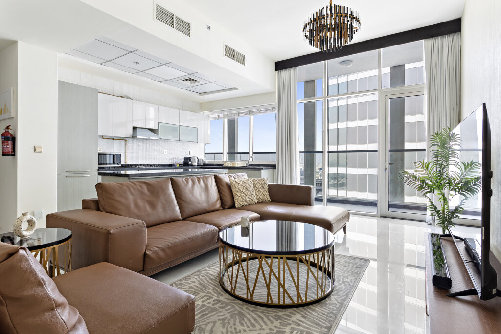 Апартаменты WelHome - Opulent Retreat with Panoramic Cityscape Views — фото 1
