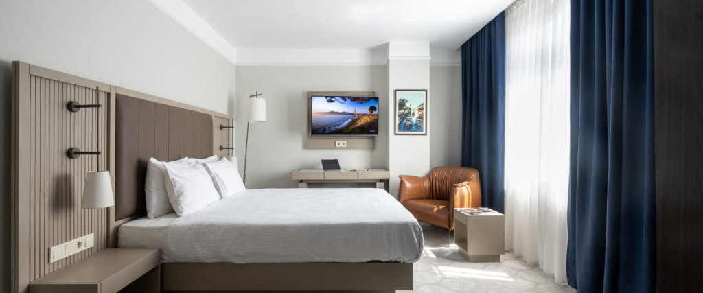Стамбул: Noble Pangalti Hotel