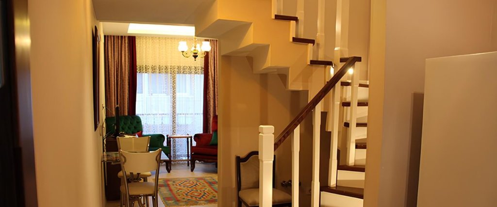 Измир: Rolex Hotel