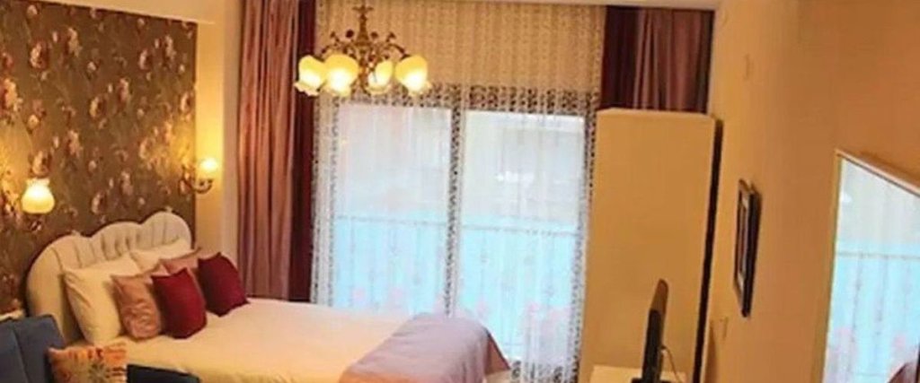Измир: Rolex Hotel