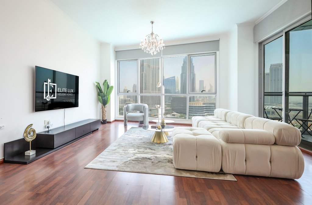 Апартаменты Elite LUX Holiay Homes - Breathtaking Burj Khalifa Views 2 BHK in Downtown Dubai — фото 1