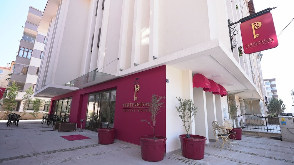 Pertevniyal Aziziye Hotel — фото 1
