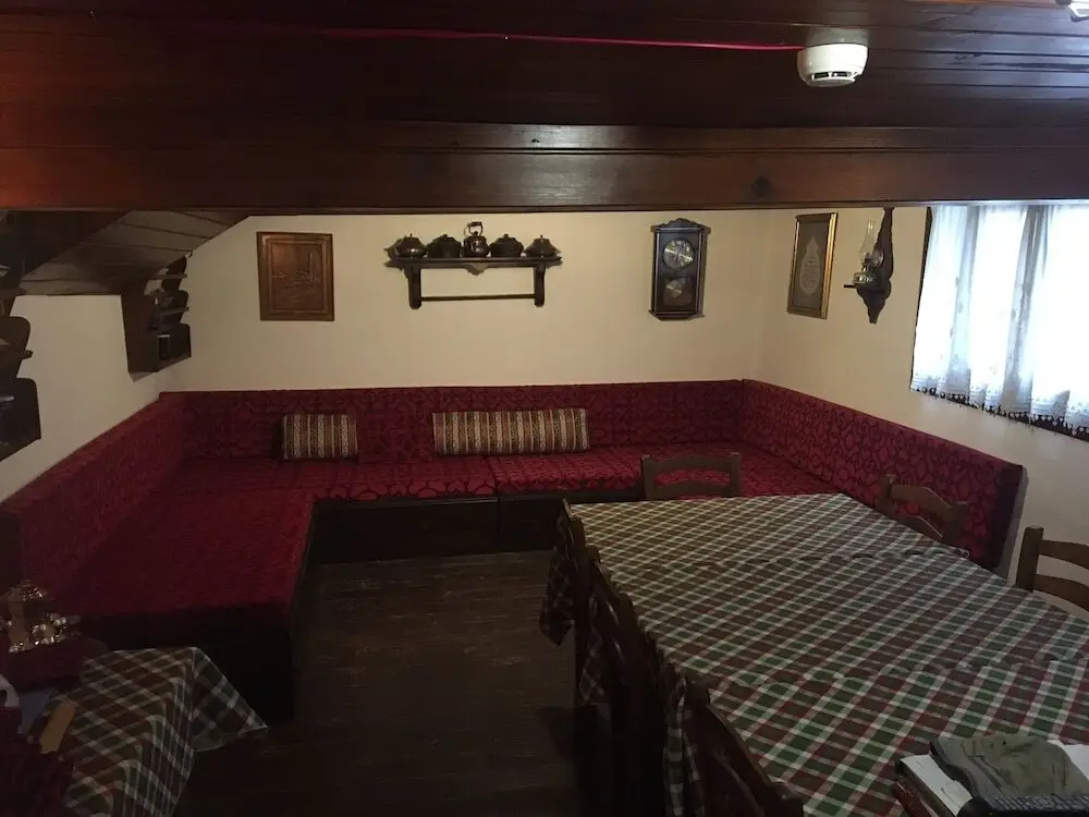 Мудурну: Beyzadeler Konağı