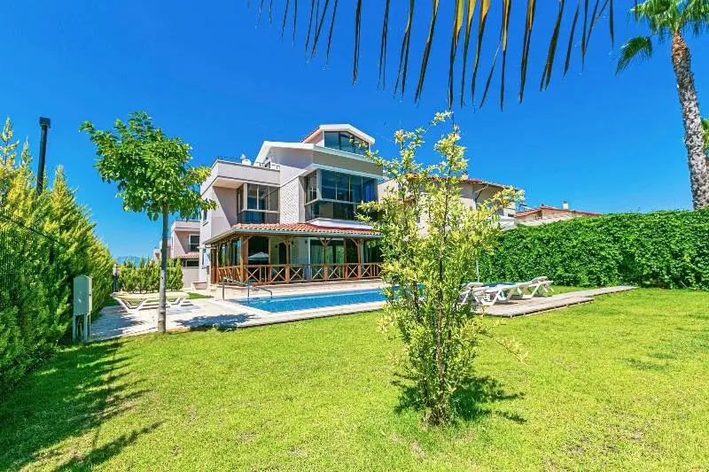 Белек: Paradise Town Villa Estella