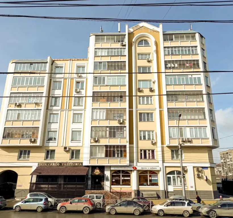 Новосибирск: Гостиный Двор на проспекте Красный 77б