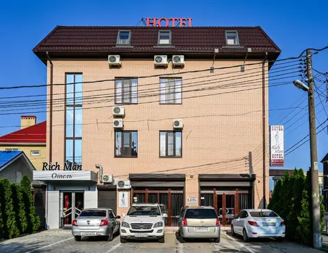 RichMan Hotel — фото 1