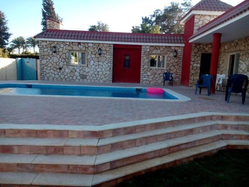 King Mariout Villa with Private Pool — фото 1