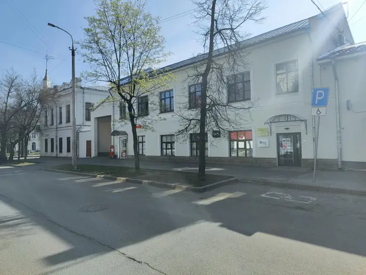 Псков: Апартаменты на Октябрьском проспекте 27Б
