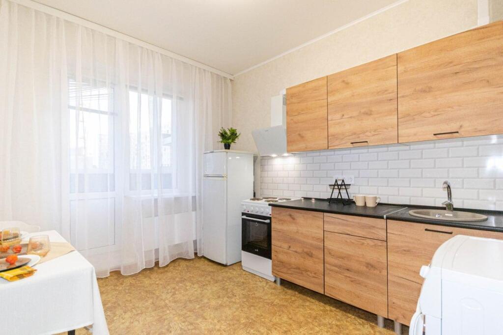 Балаково: Niki Rent на Строительной