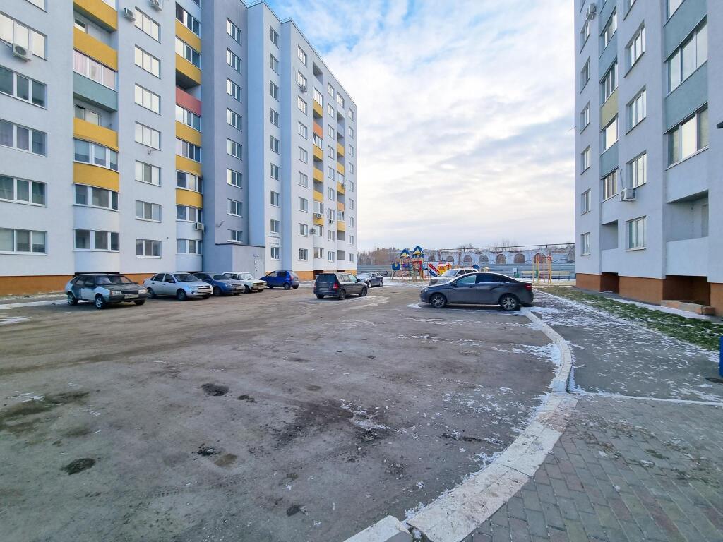 Две подушки на Коммунистической — фото 1