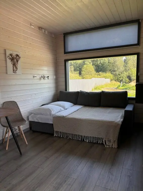 Вистино: Меблированные комнаты Klever Village