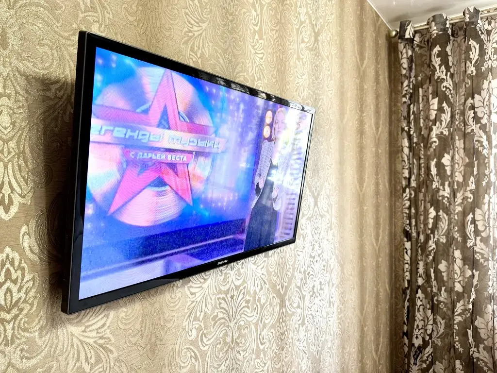 Волжский: Апартаменты Двухкомнатная квартира на Мира 93