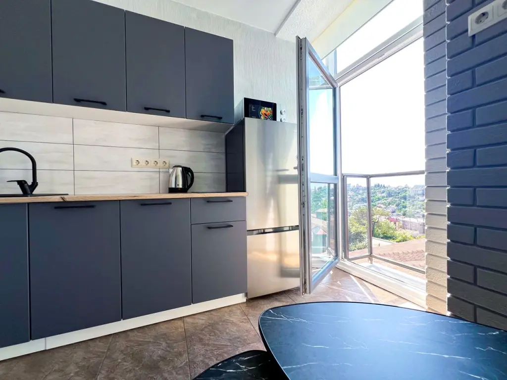 Сочи: Apartments с шикарным видом на город