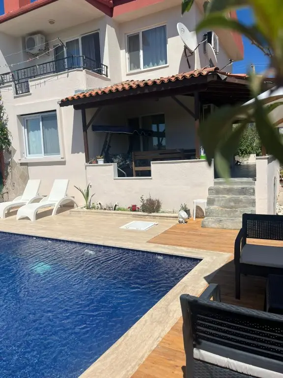 Чешме: Вилла Cesme Aile Dostu Havuzlu