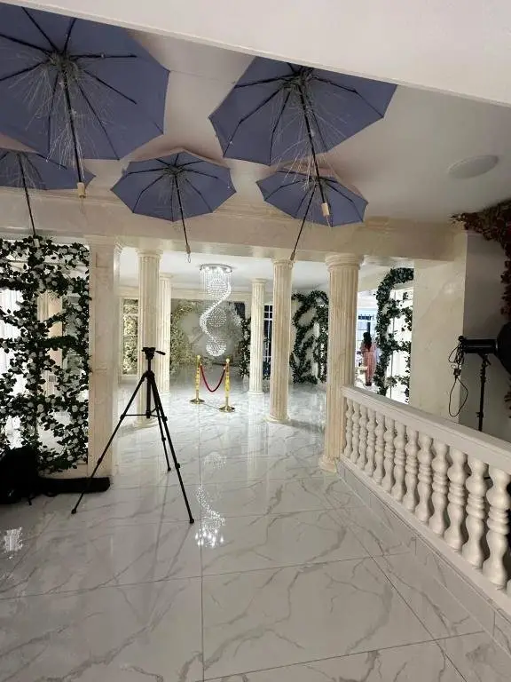 Lianali Plaza (Лианали Плаза) — фото 1