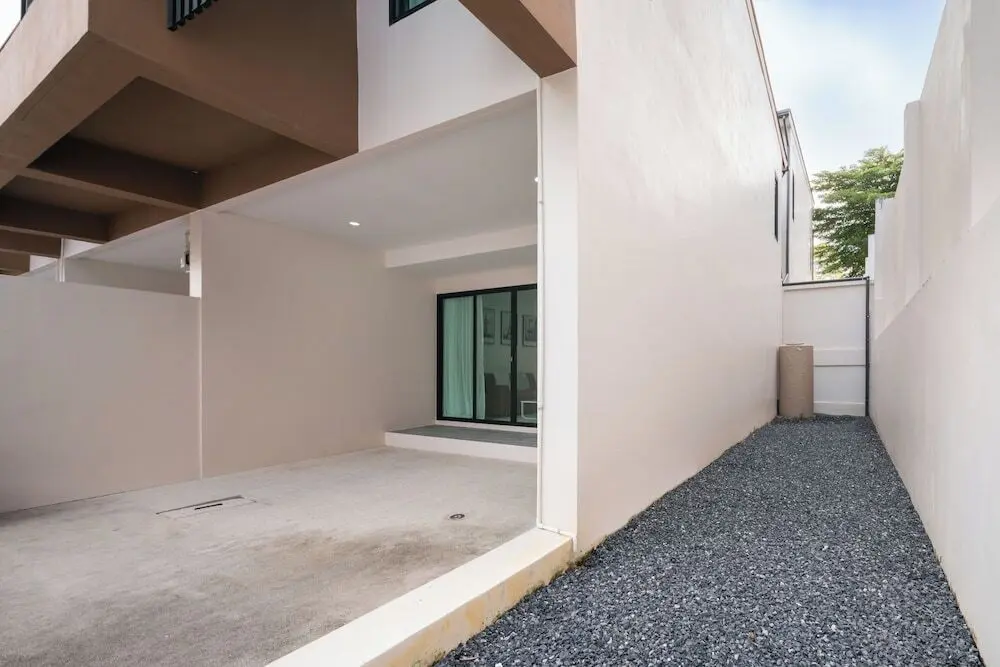 Тхаланг: Chao Wilai Residence | Naiyang Beach | HKT Airport