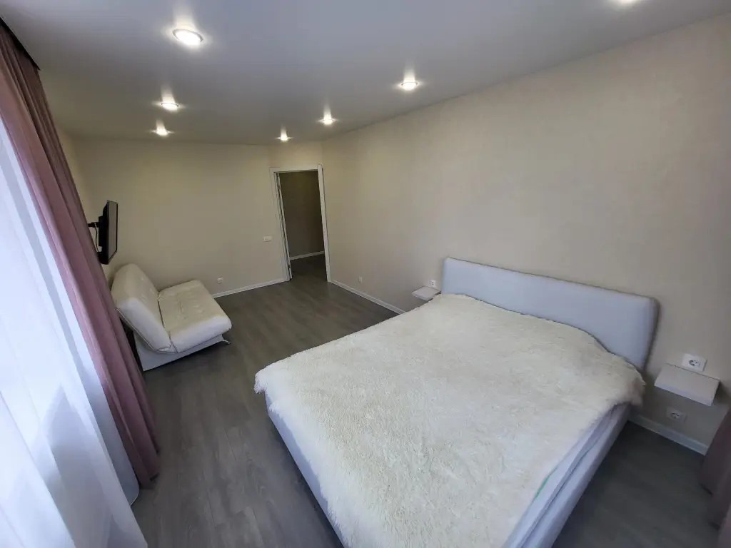Ярославль: Апартаменты Apartment on 8 marta 21