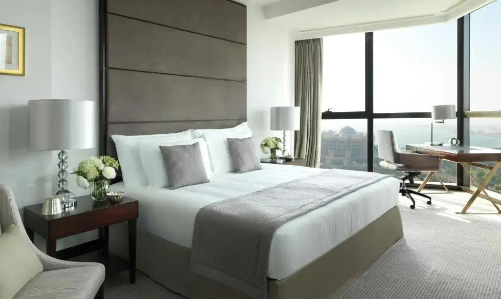 Абу-Даби: Bab Al Qasr Hotel & Residences