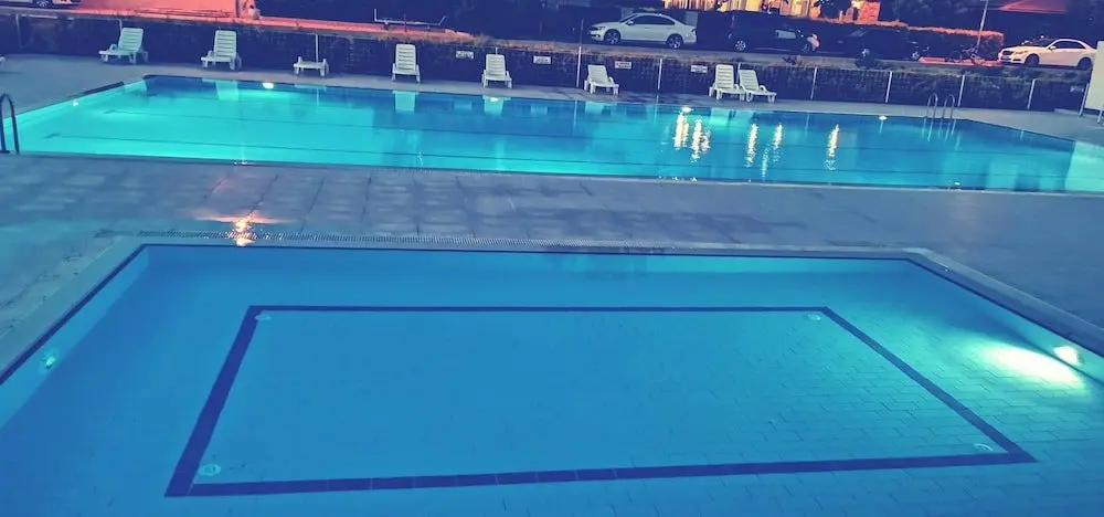 Рейсдере: Family Friend Villa Pool bbq 3b 1 Alacati Cesme