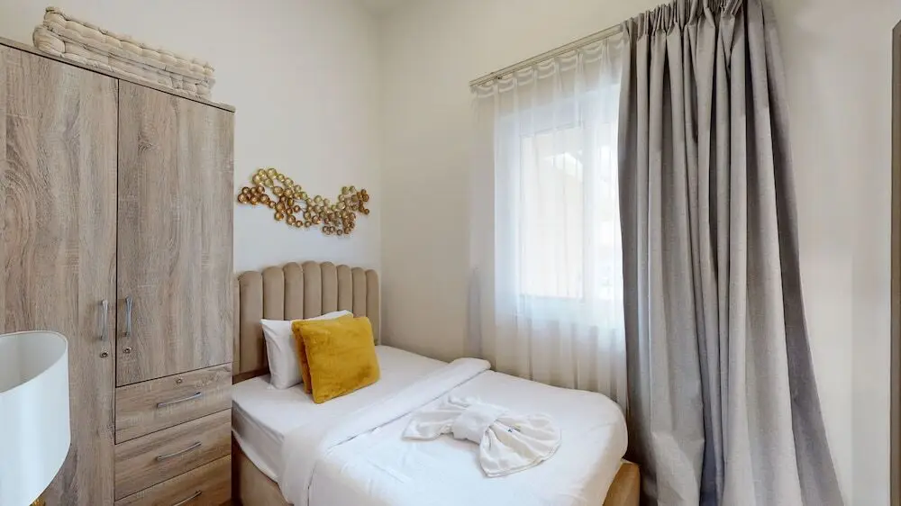 Дубай: Primestay -3br Villa With Private Garden