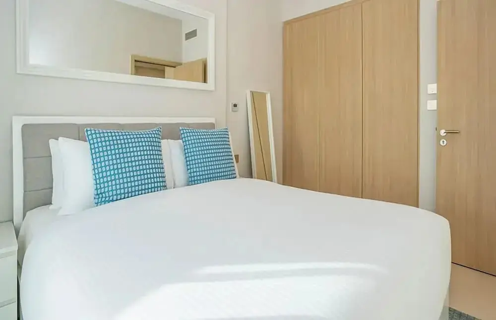 Дамак Хиллс: Elegant 2BRApt In Damac Hills 2