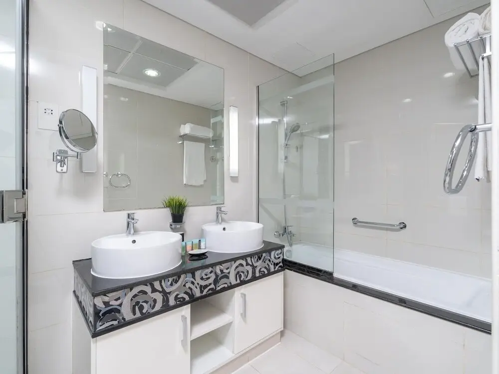Дубай: Dlx 21st Flr 3BR Pool/gym Near Mall by Belvilla