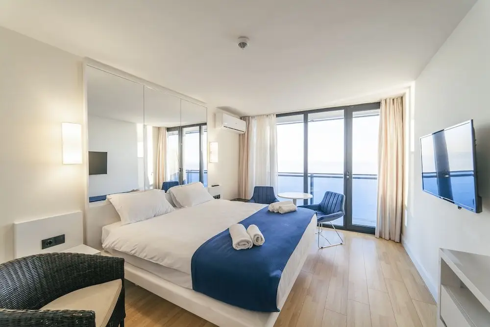 Батуми: Grand City Real Estate