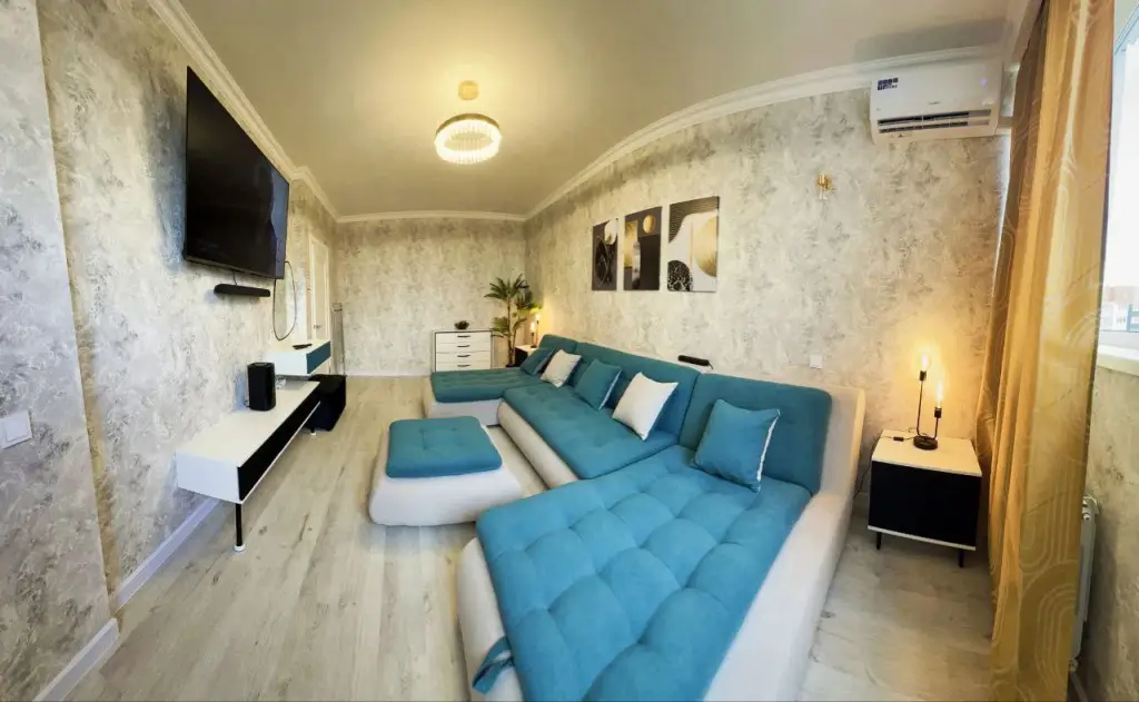Квартира Эксклюзивная квартира с огромным турецким диваном — фото 1