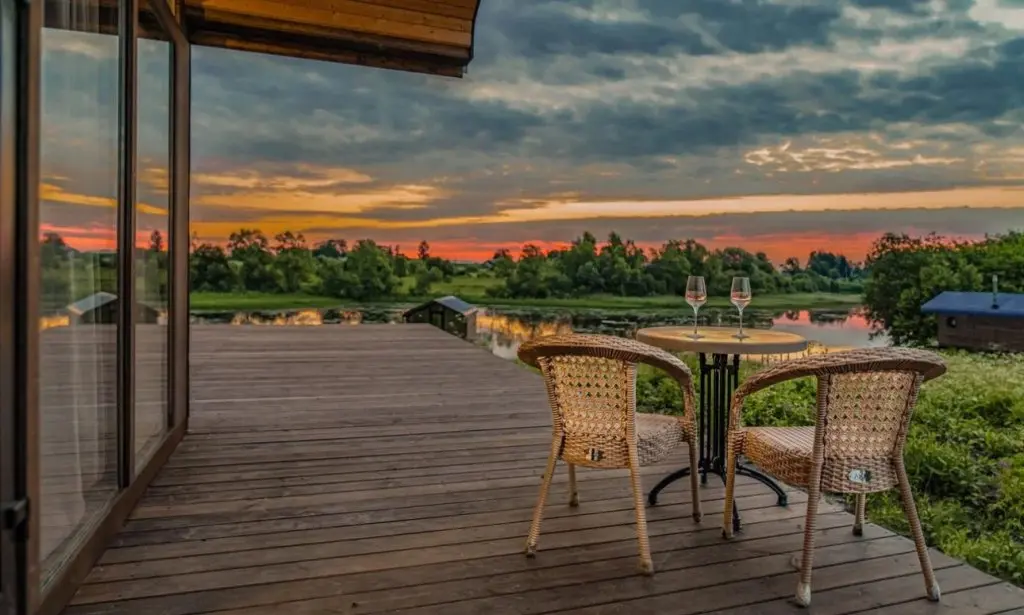 Ярославль: Glamping Дачи Русские Сезоны Село Вятское