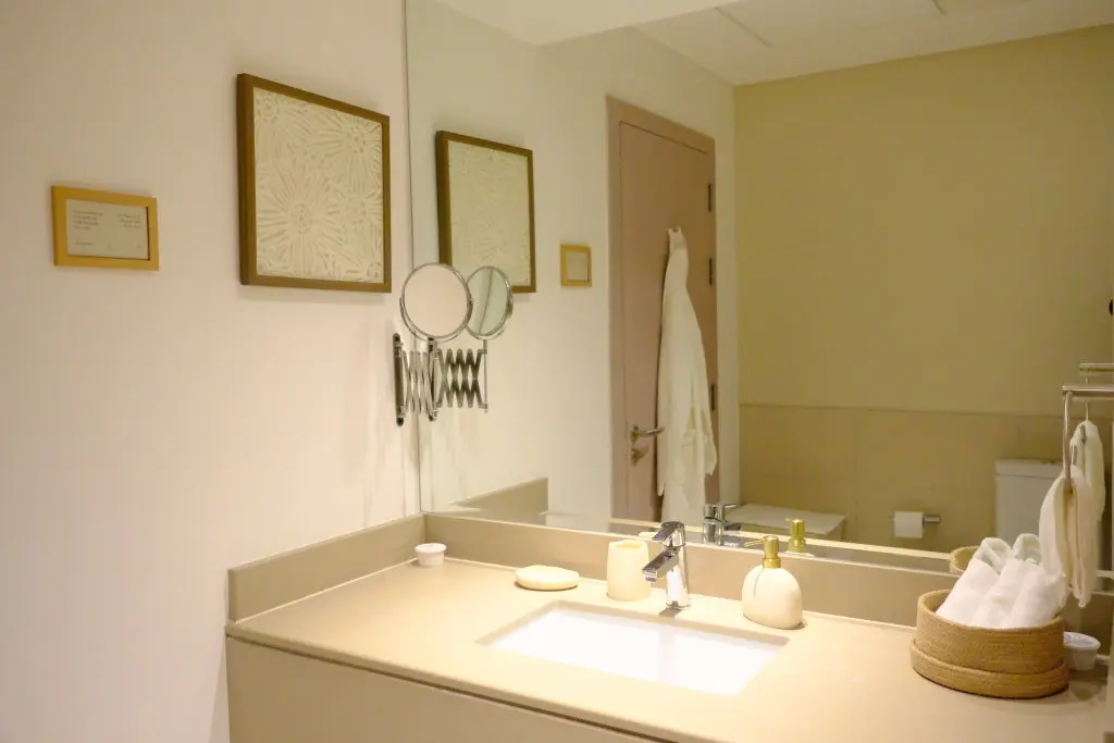 Абу-Даби: Апартаменты Modern and Classy 1BR in Close to Amenities & Steps from F1