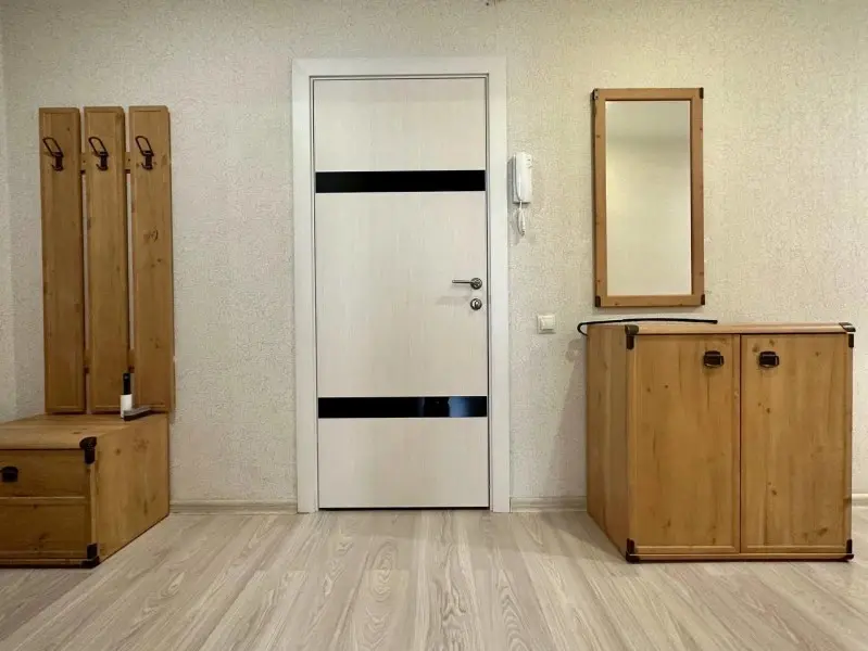 Тольятти: Квартира Трехкомнатная Курчатова 10