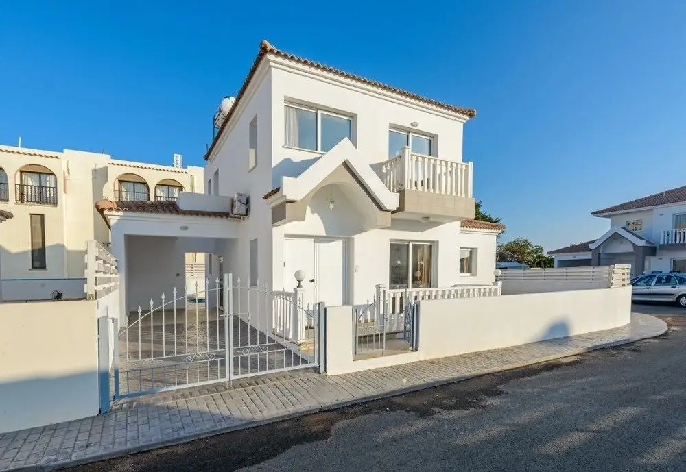 Айя-Напа: Villa Cornelia