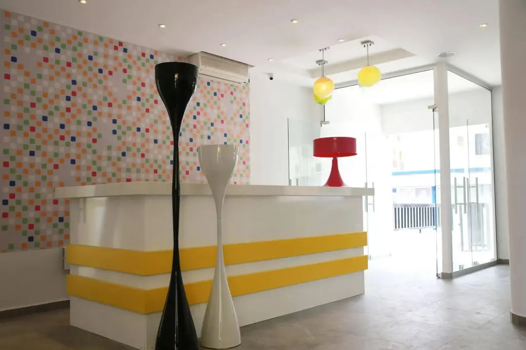 Айя-Напа: Sea Cleo Napa Hotel & Annex